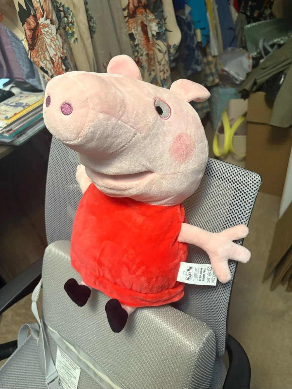 Peppa Pig Plush puppet Toy in Pink and Red by Peppa Pig